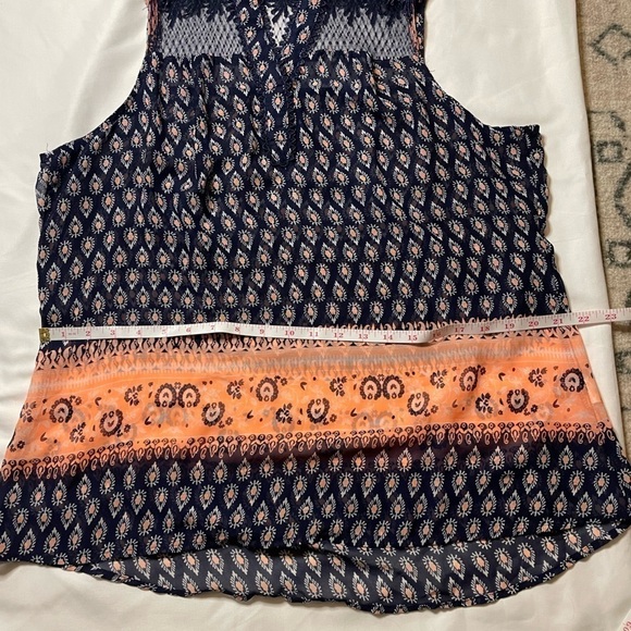 Vanity size large navy blue tank top - Picture 9 of 12